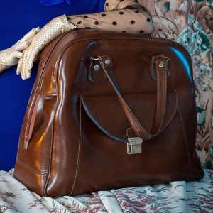 woman, suitcase, portrait, fashion, retro, vintage, style, blue dress, hat, scarf, gloves, pose, model, bag, travel bag, patterns, fabrics